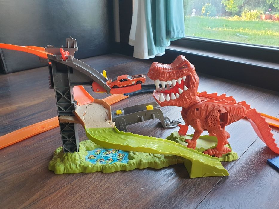 Писти Hot Wheels