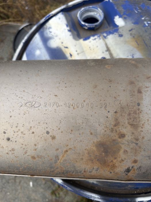 Продам глушитель приора
