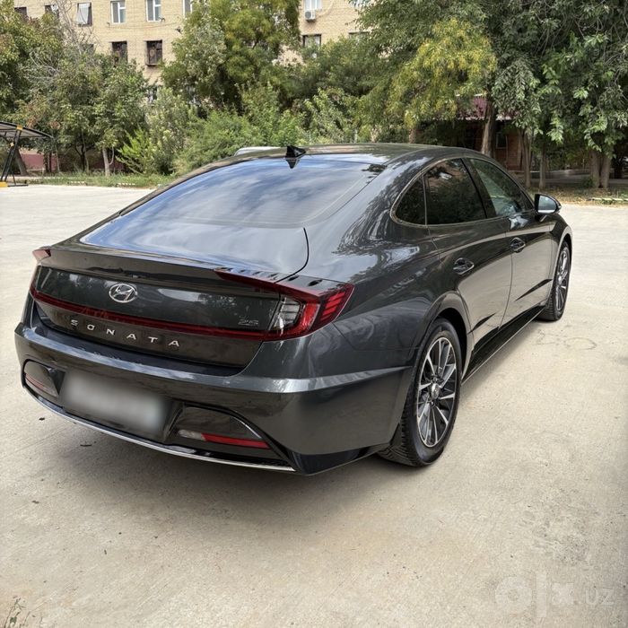 Hyundai Sonata 2.5 AT, 5-я позиция