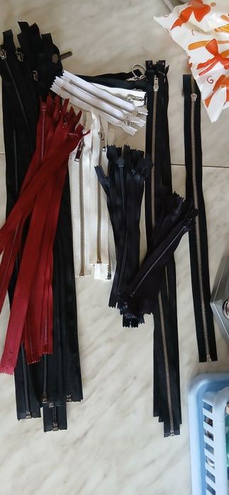 Fermoare plastic si metal detașabile si nedetasabile