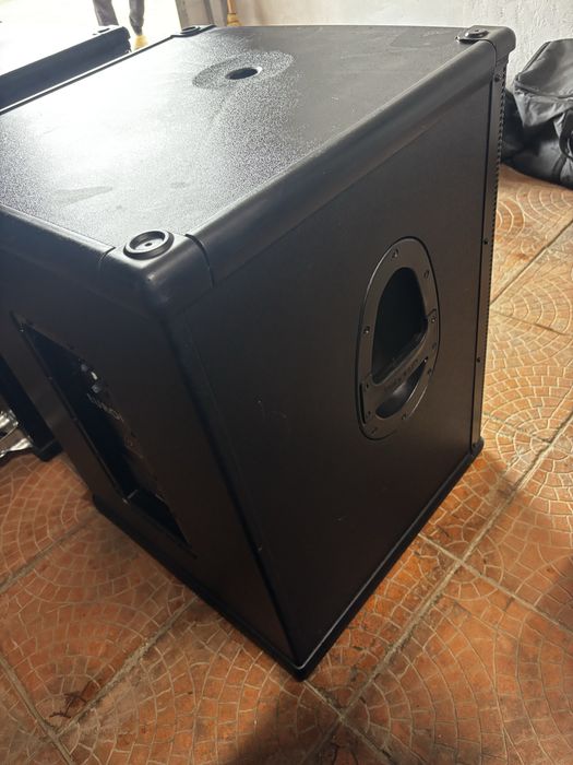 Subwoofer Behringer activ 2 buc!!!