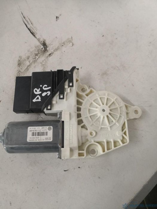Motoras Macara Geam Dreapta Spate Volkswagen Passat (3C2) [ 2005 - 2010 ] Oem 981678112
