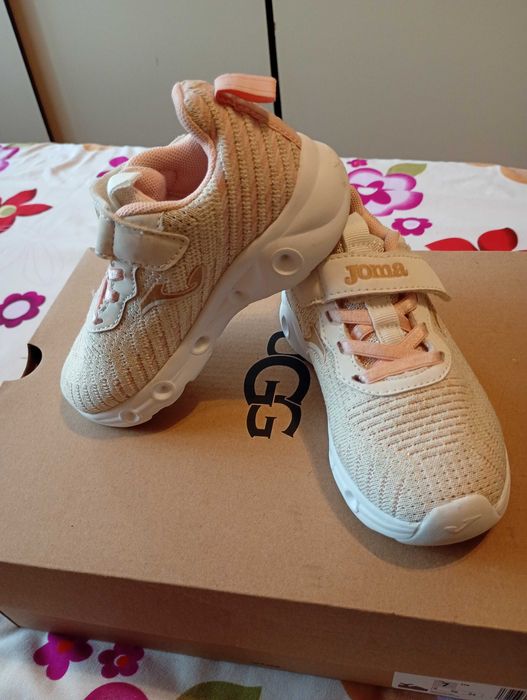 Adidași cu luminii nr.25