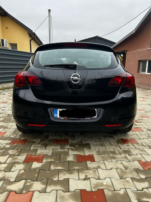 Opel Astra J 1.7 CDTI