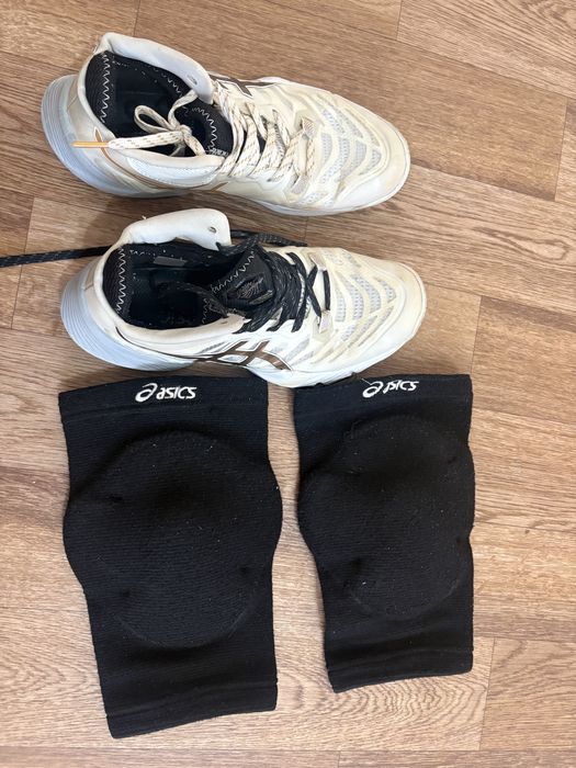 кроссовки для волейбола