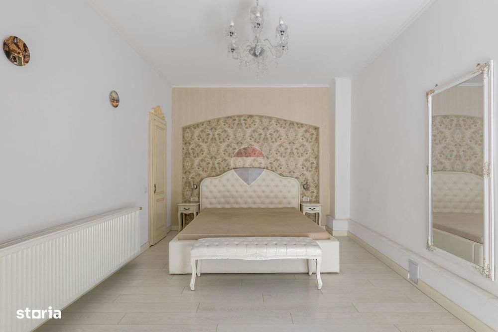 Apartament luxos cu 3 camere de închiriat - Piața Avram Iancu