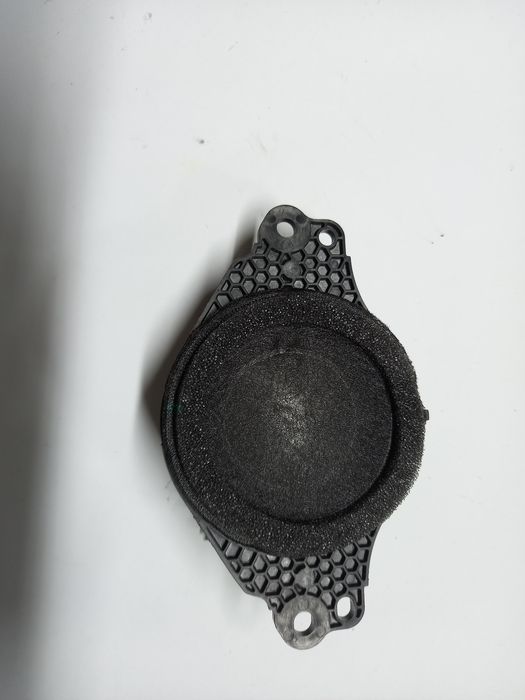 Динамики  Toyota JBL
