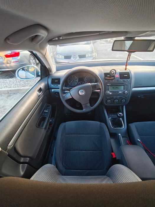 2005 Volkswagen Jetta