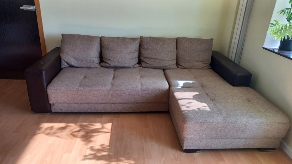 Vând Coltar cu ladă, utilizat,