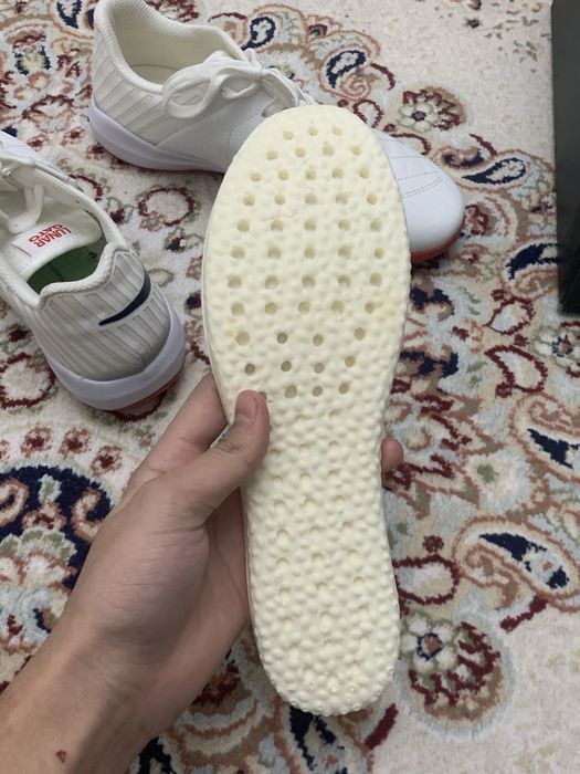 Кроссовка фудзалка