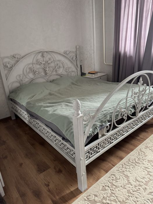 Кровать кованный