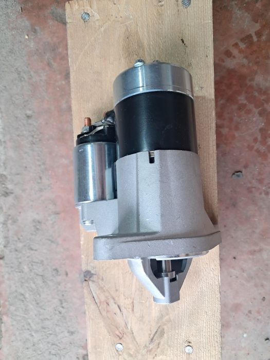 Стартер от тойоты карина е.