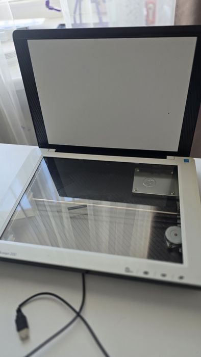Сканер HP Skanjet200