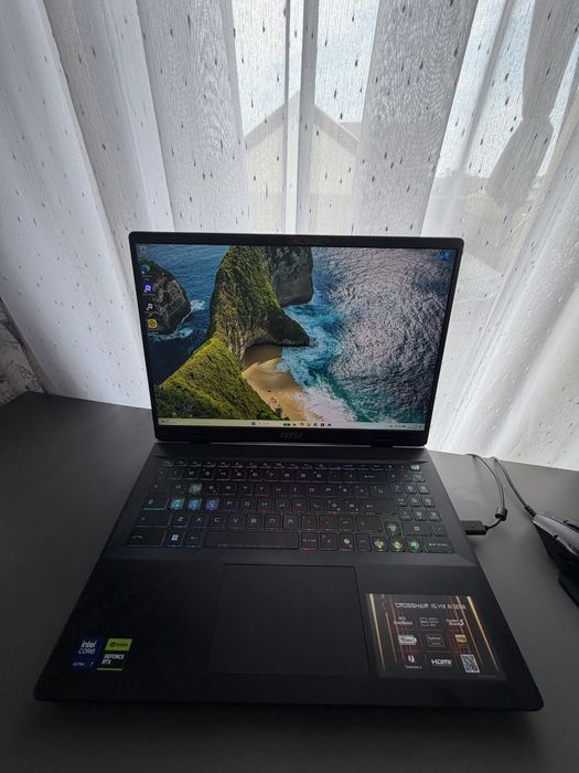 Laptop MSI Crosshair 16 HX AI