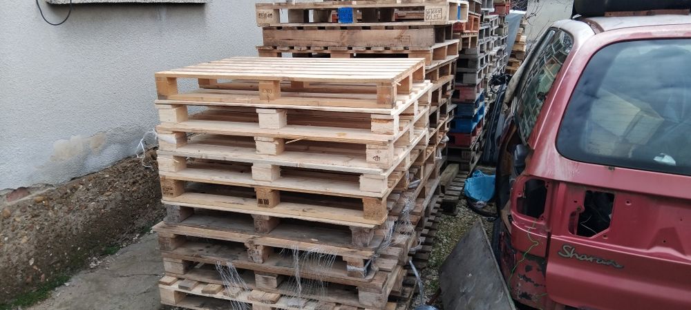 Палета различни размери