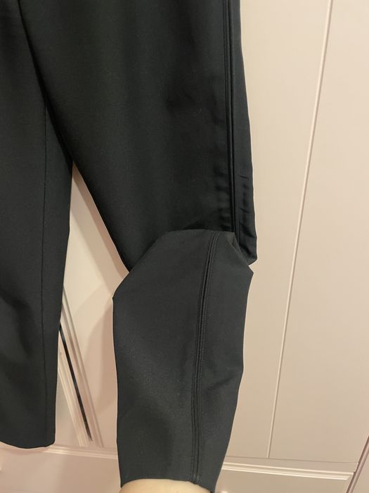 Pantaloni conici Reserved, 34