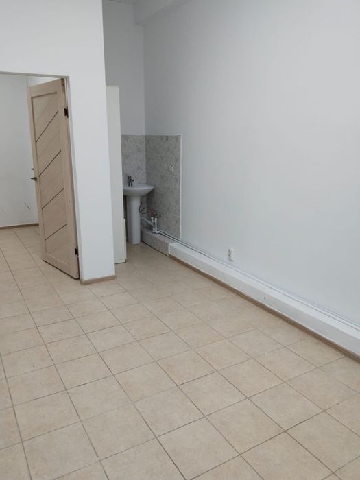 Сдам помещение на цокольном этаже