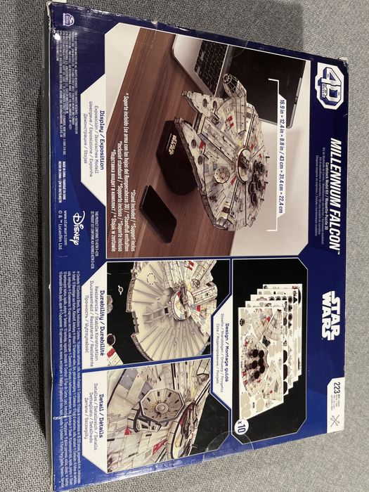 Set de asamblare Star Wars cu 223 piese