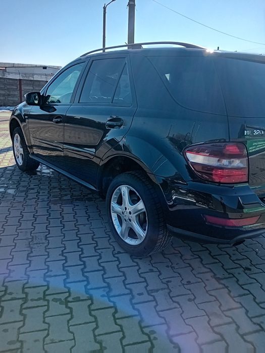 Mercedes ML 4mqtic 2011 euro 5 proprietar în acte
