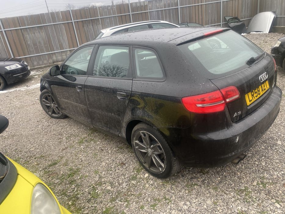 Audi A3 8p 2.0tdi facelift на ЧАСТИ, Ауди А3