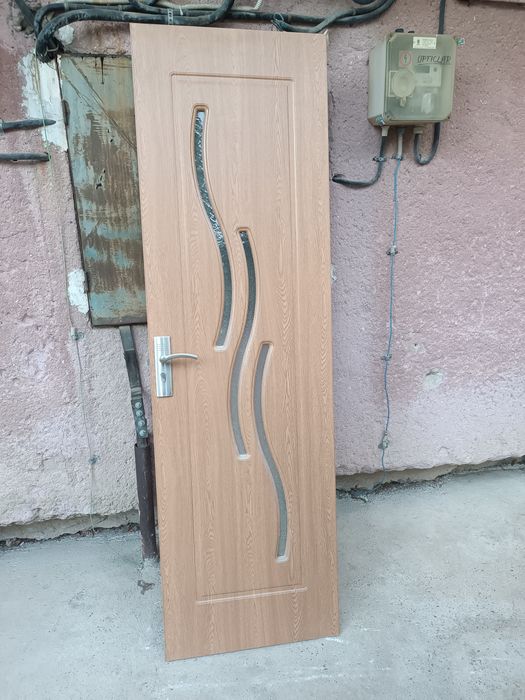 Ușă de baie cu cheie