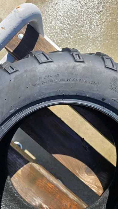 Гуми за ATV    неразличими от нови