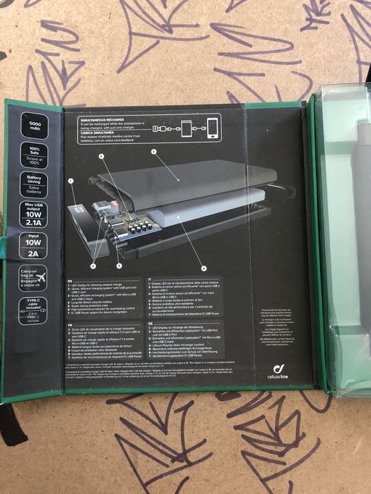 ЧИСТО НОВА Външна Батерия Cellularline FreePower Manta S 5000 mAh с Дисплей