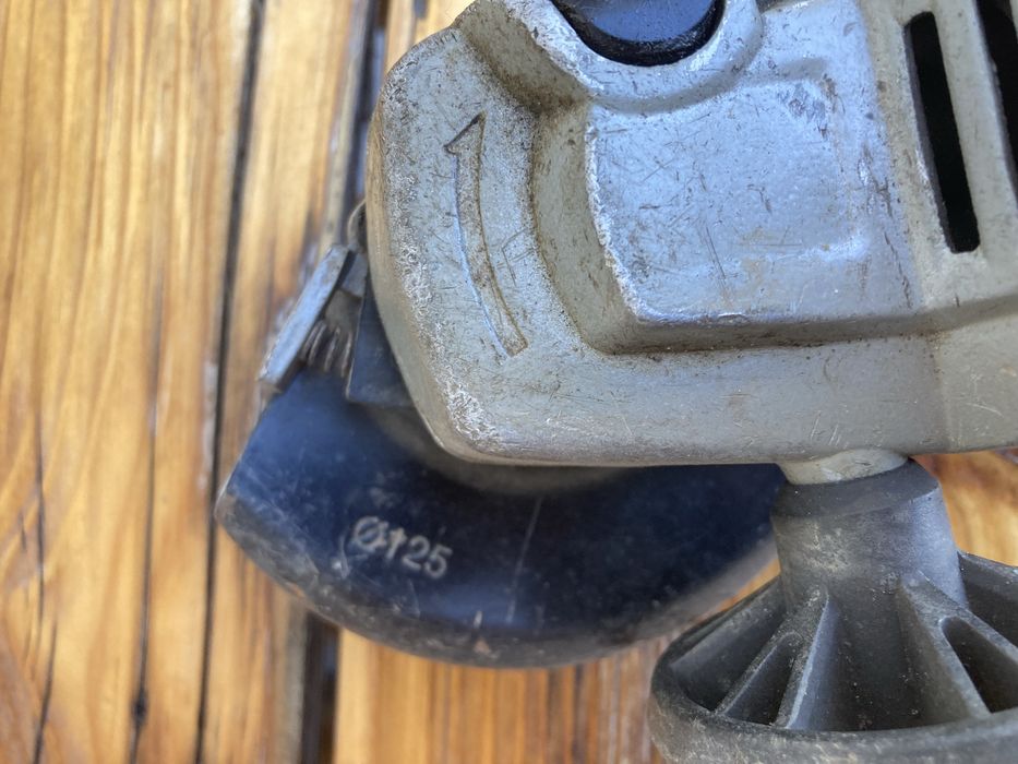 Оригинален малък ъглошлайф Milwaukee