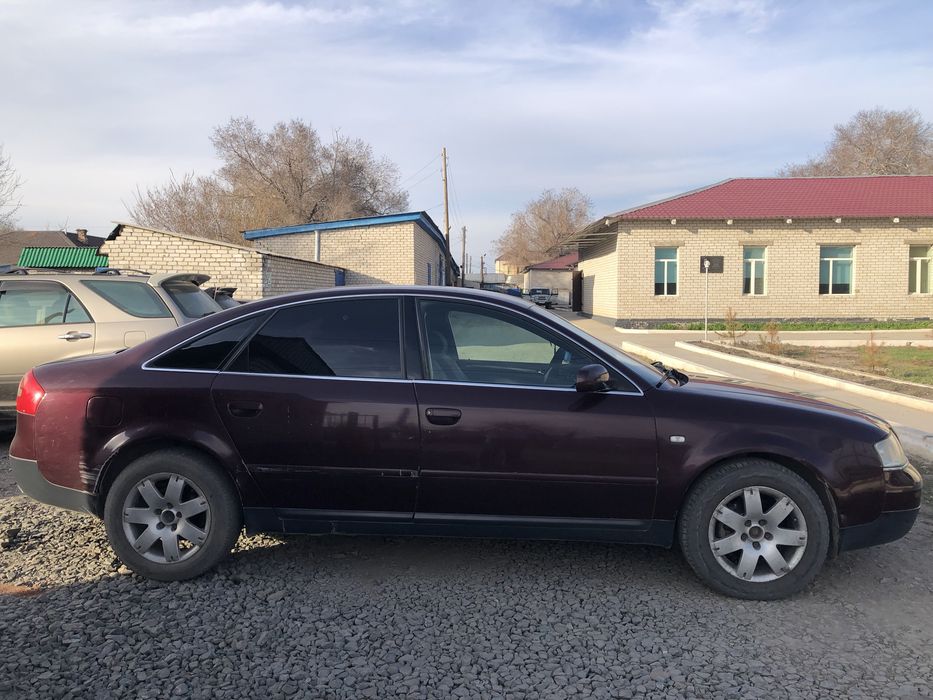 Audi A6 1998 года