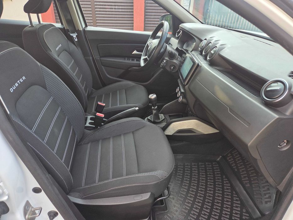 Dacia Duster, an 2022, 1.5dci, 4x4, troliu fata 4100kg