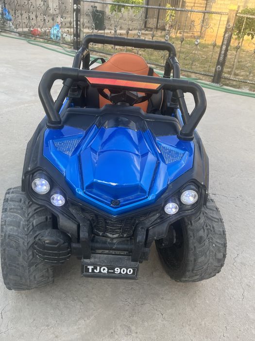 Детский электромобиль