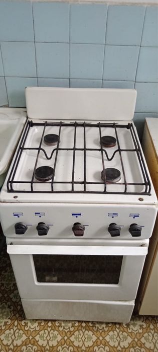 Продам газ плиту
