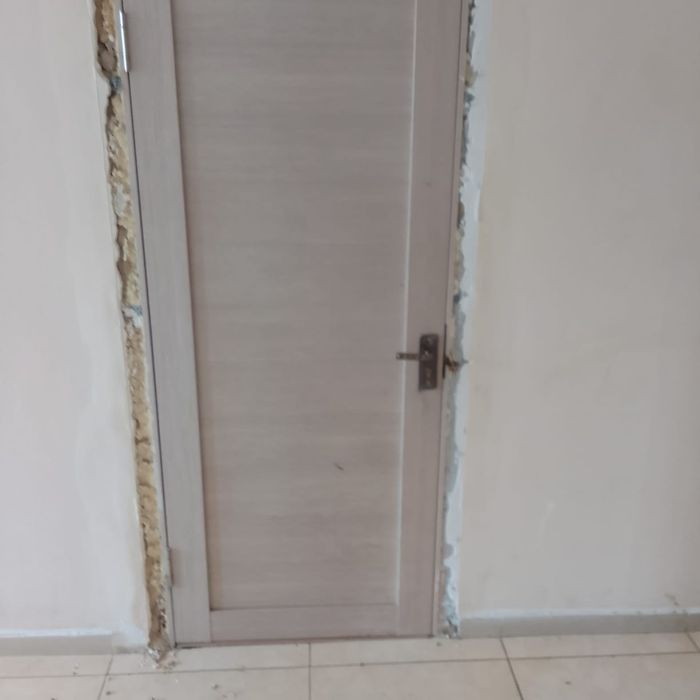 Продам двери  в хорошем состояние