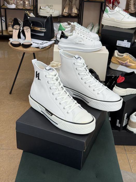 Мъжки кецове Karl Lagerfeld с малък дефект