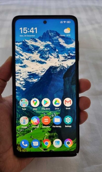 POCO x3 pro xotira 6/128  sotiladi narx 200$ yana kelishamz kami 180$