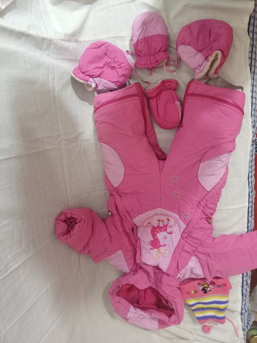 Продам пуховик комбинезон