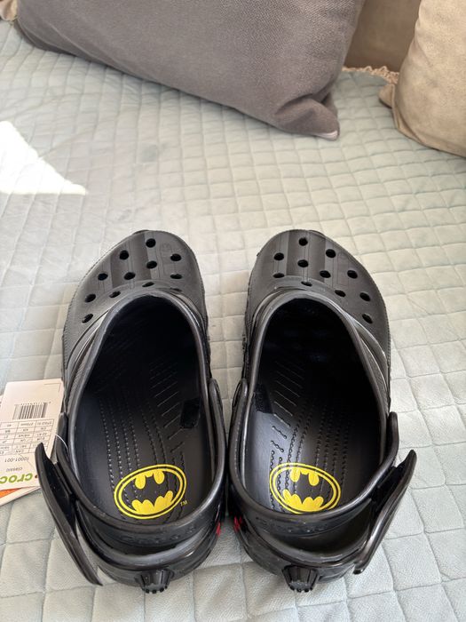 Крокс бетмен колаб