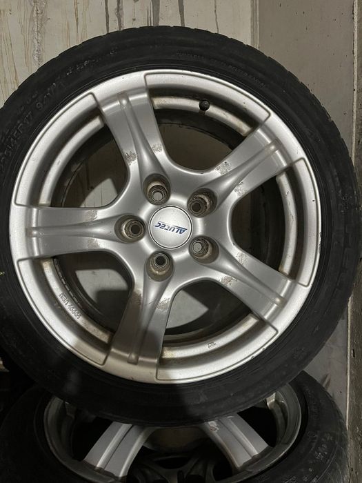 Зимни гуми с джанти 225/45 R17