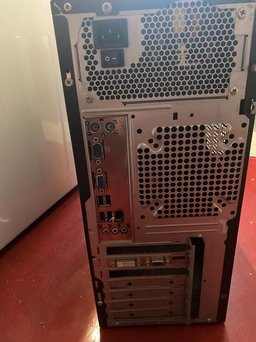 Продаю компьютер (полный комплект)