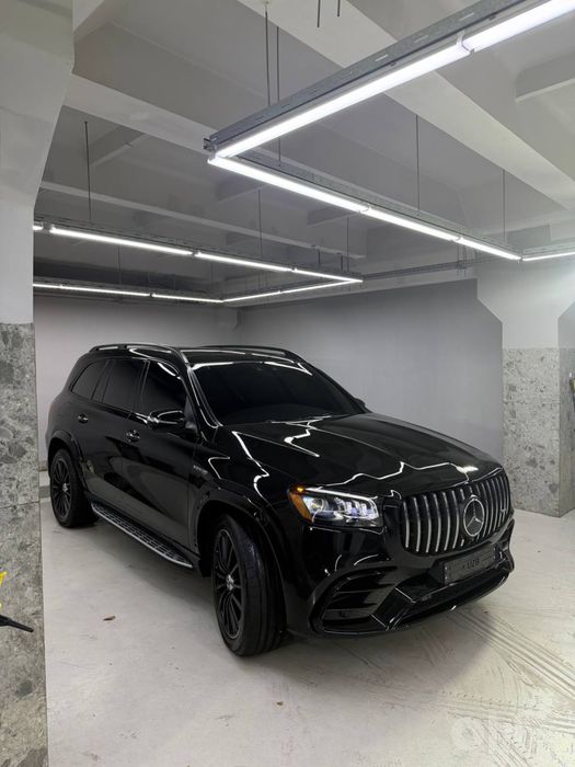 Mersedes benz 63s amg
