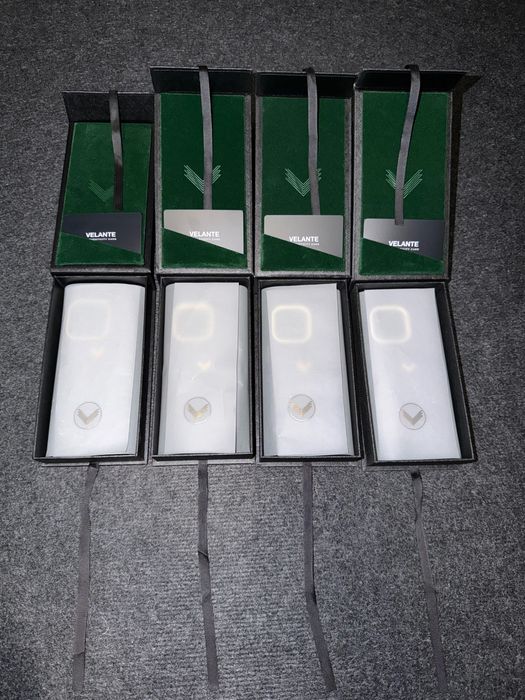 Huse Velante iPhone 16 Pro, 15 Pro, 13 Pro