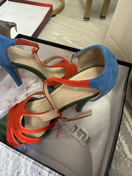 Босоножки 37 размер