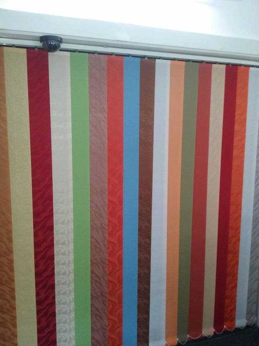 Jaluzele  verticale drepte ondulate