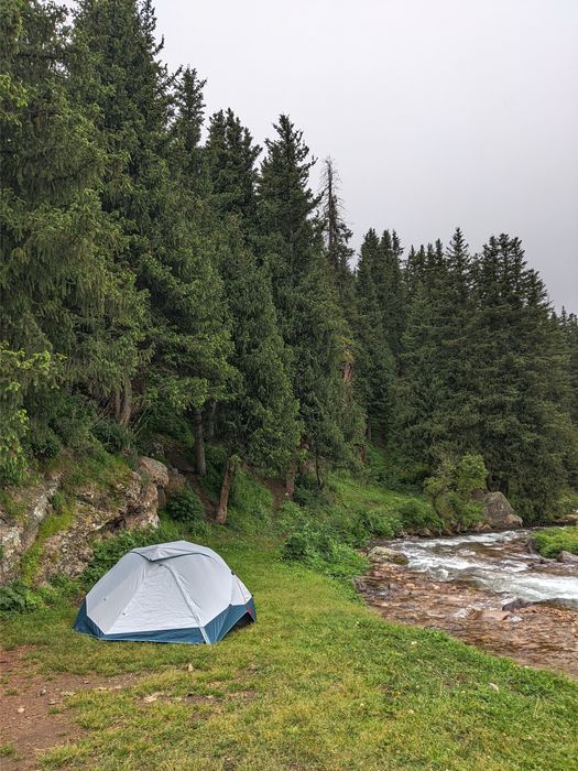 Decatlon Quechua 2 SECONDS EASY Fresh & Black