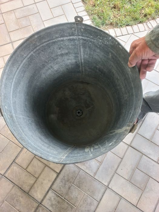 Dacha uchun yozgi dush suv bachok 70 litrli  sotiladi holati yaxshi