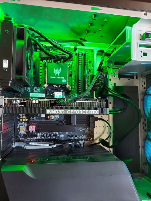 Sistem PC Gaming Calculator Intel i7 9700K  RTX  2080 Super 16GB Răcire pe  Lichid