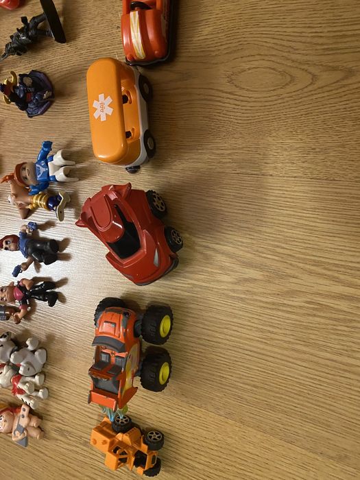 Лот играчки войници brawl stars , герои