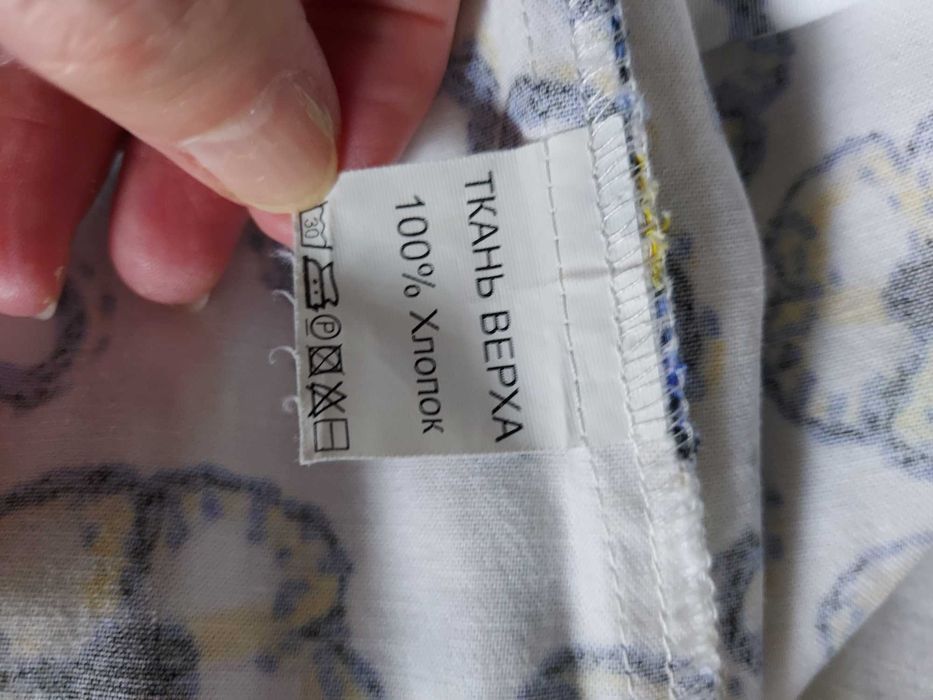 Платье светлое с цветами