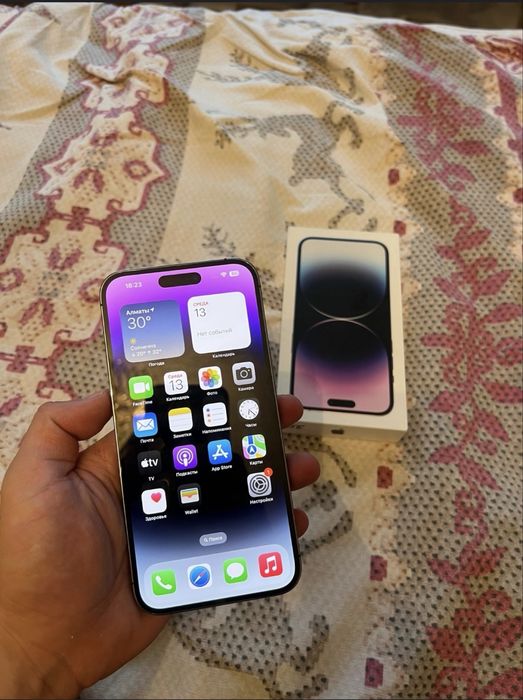 Продам айфон 14 про макс 256 гб