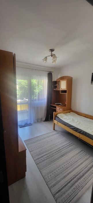 Vand apartament 4 camere in Aiud,zona Dallas,etaj 1